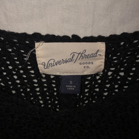 Universal Thread Sweater - Picture 5 of 9